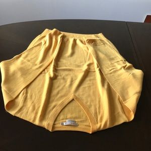 Peter Millar 100% Merino Wool Siz M v-neck sweater